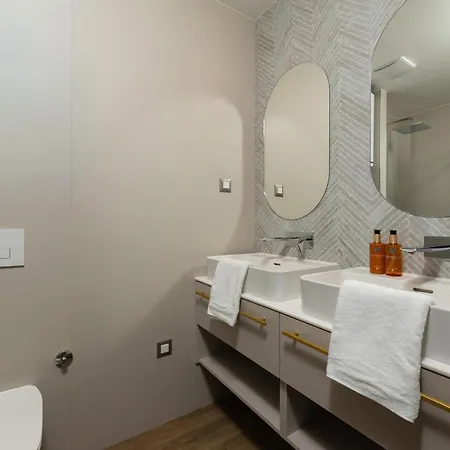 Hotel Sunday And 4*